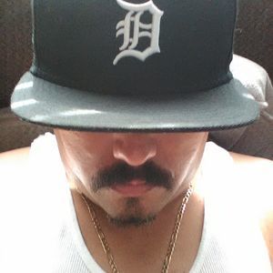 Meet your Posher, Rogelio